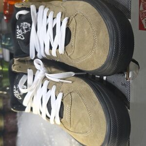 Half Cab Vans Mens 10.5 Brand New In Box